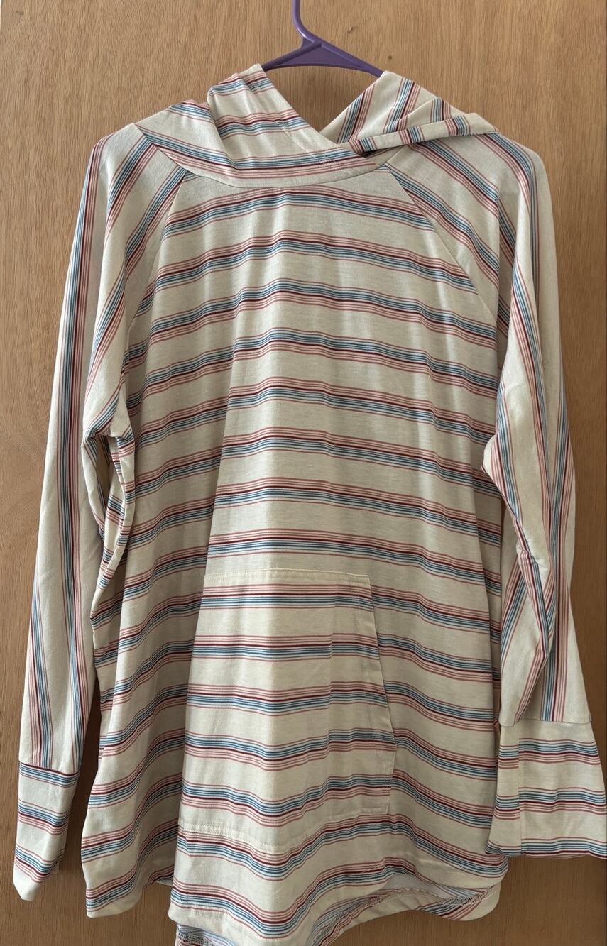 LuLaRoe Amber Hoodie (EUC)